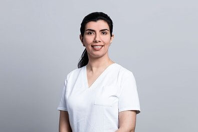 zahnarzt_zuerich_sara_parchami.jpg
